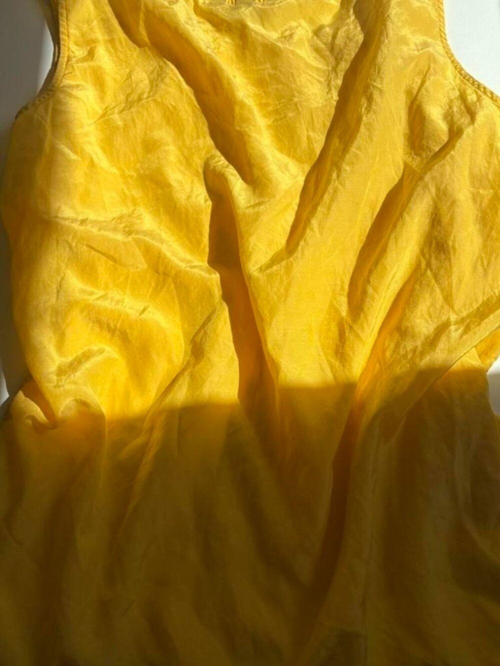 ☀️ Sunny Yellow Lands' End Pintuck Tank Top☀️ - Picture 4 of 4